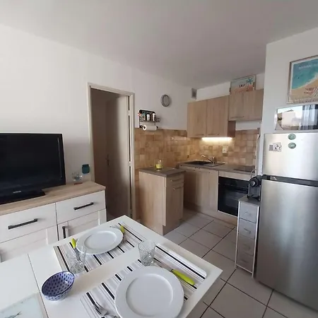 T2 Rdc, Parking, 4 Couchages, Proche * Narbonne-Plage