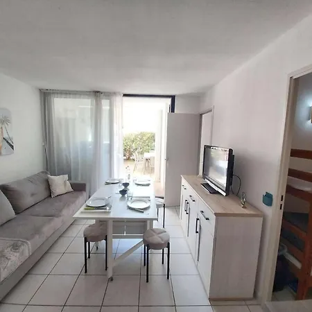 T2 Rdc, Parking, 4 Couchages, Proche *